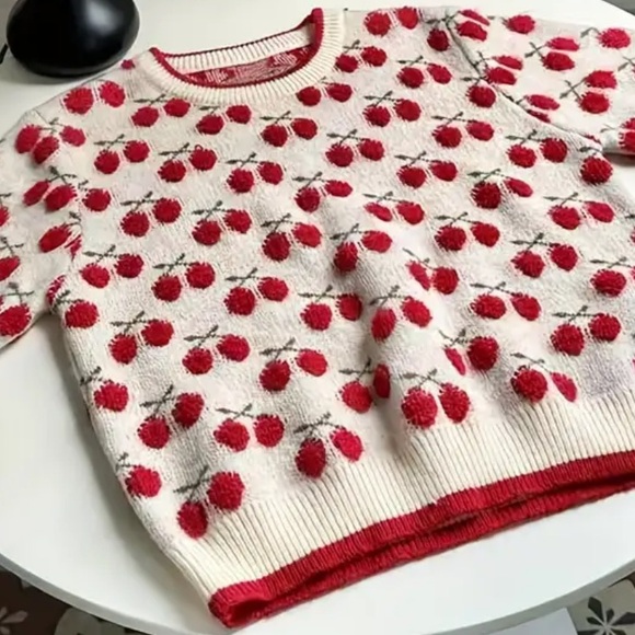 Cherry Patterned Short Sleeve Light Pullover Sweater - Picture 3 of 4